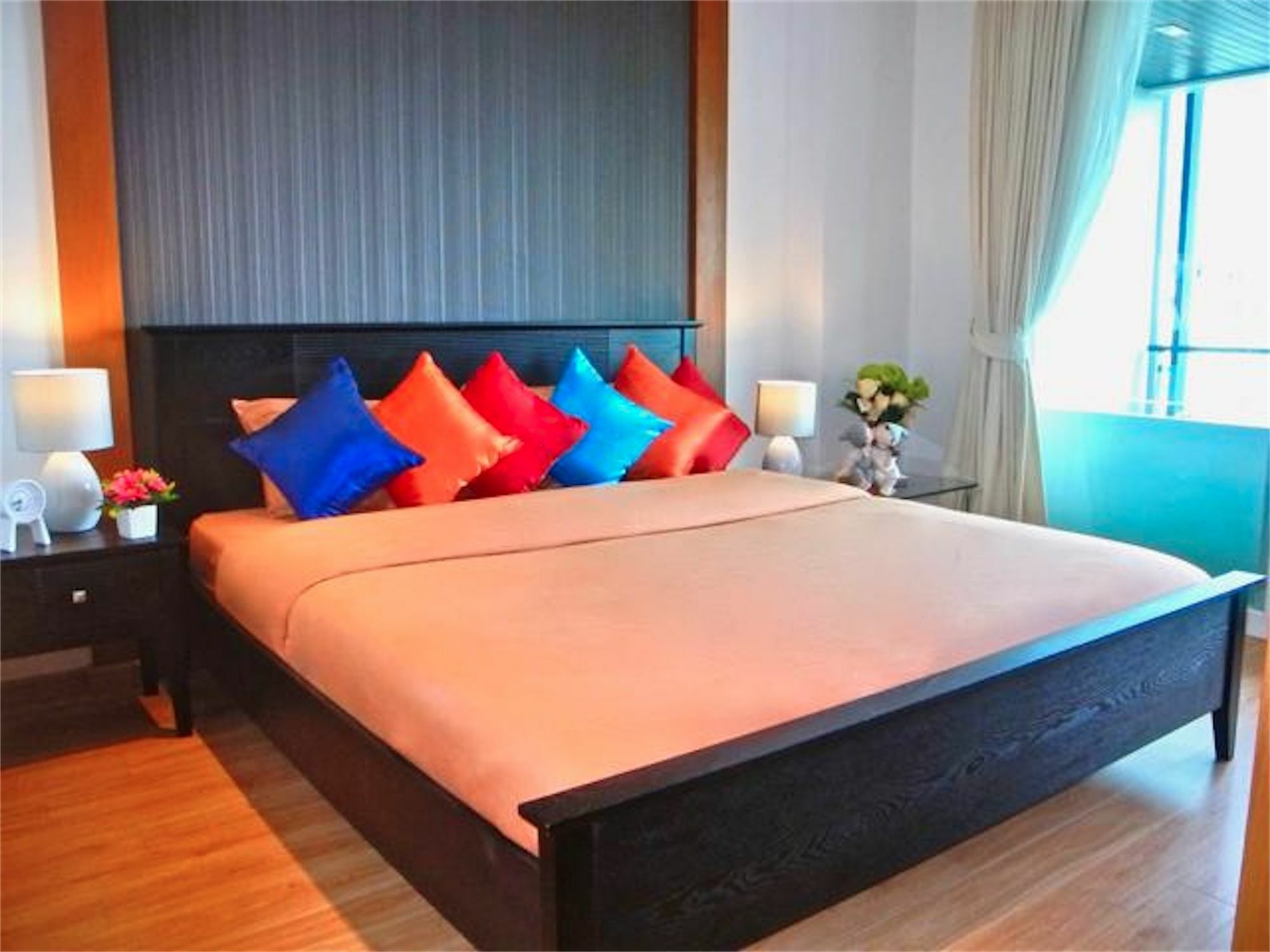 The Privilege Residence : 1 Bedroom Apartment In Patong Exterior photo